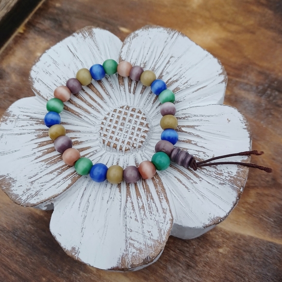 Glass Bead Bracelet - Picture 4 of 7